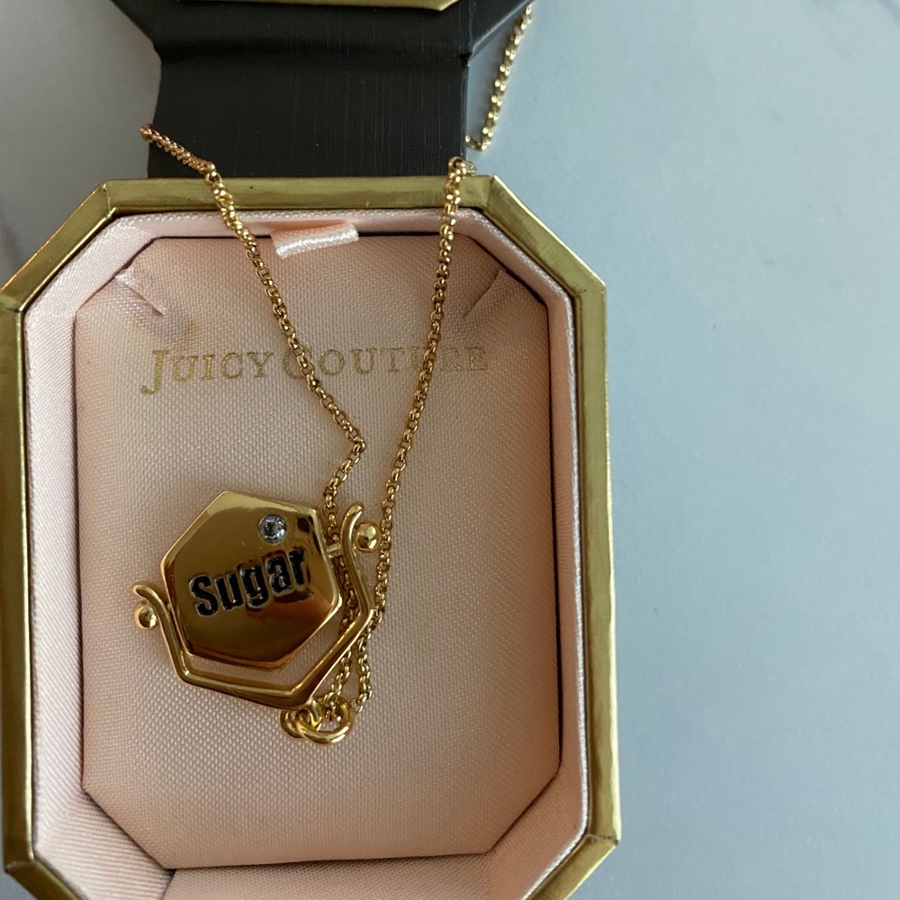 Juicy Couture Sugar and Spice Necklace